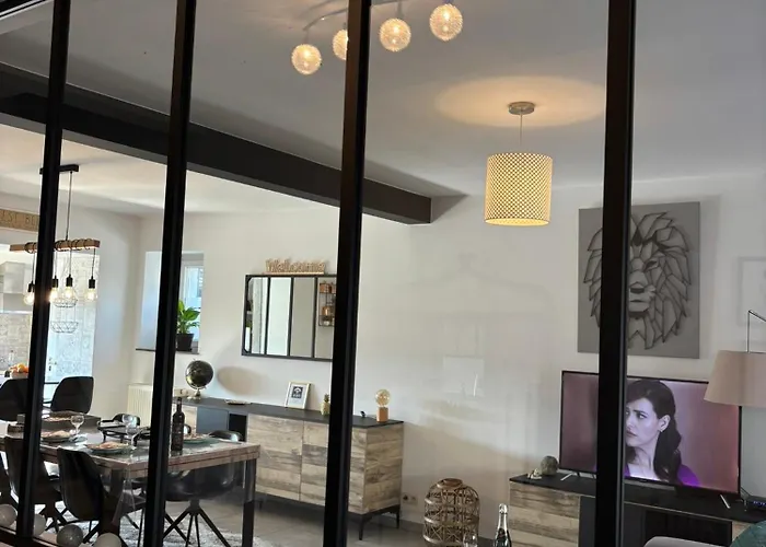 Maison Villageoise * אנהי