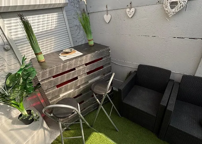 Maison Villageoise * אנהי